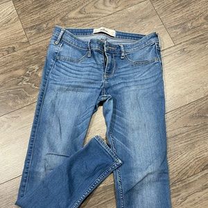 Hollister 7R jeans
